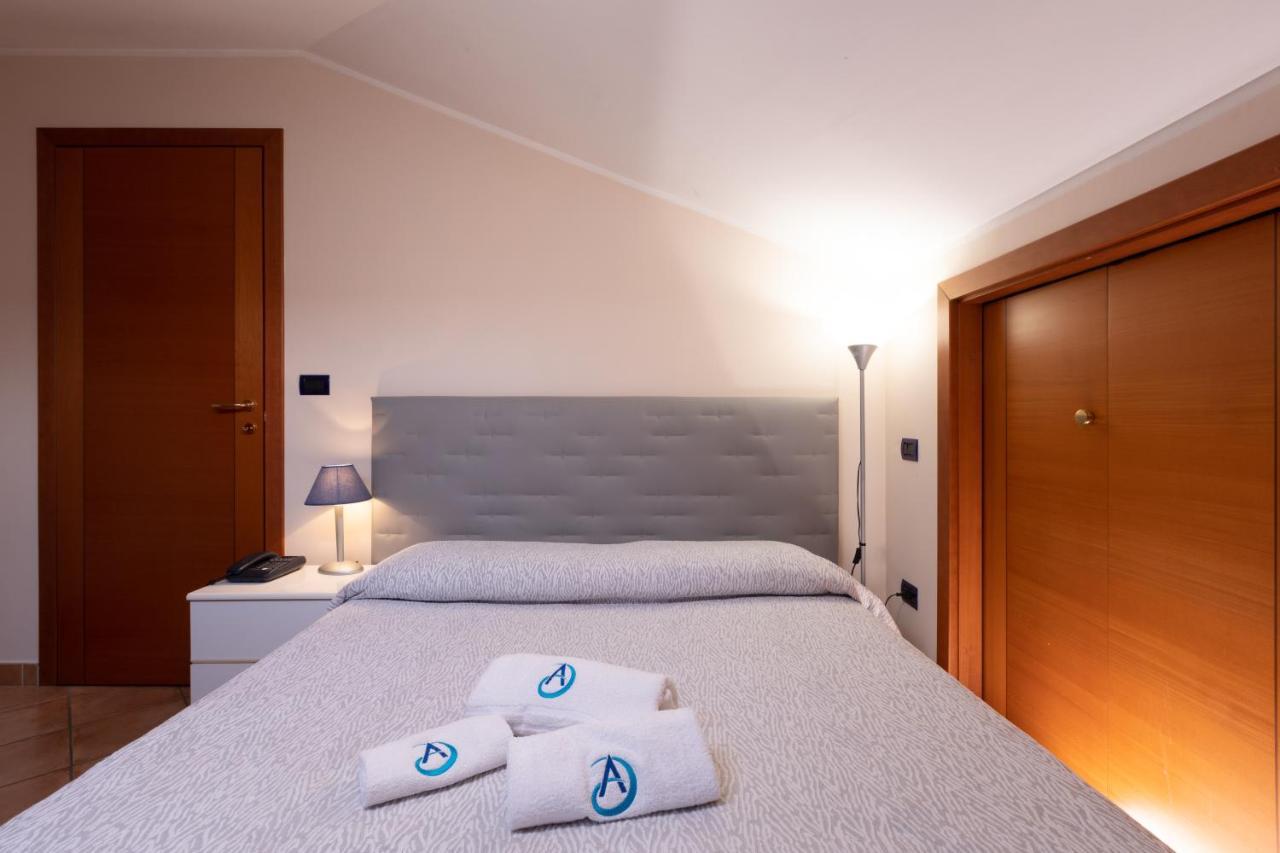 Hotel Azzurro Л'Аквіла Екстер'єр фото